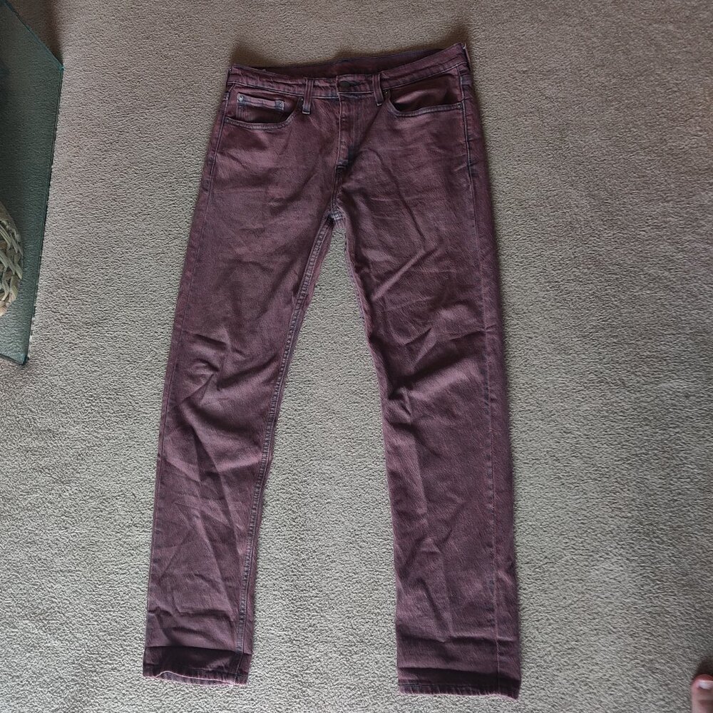 Crimson Levi's 502s